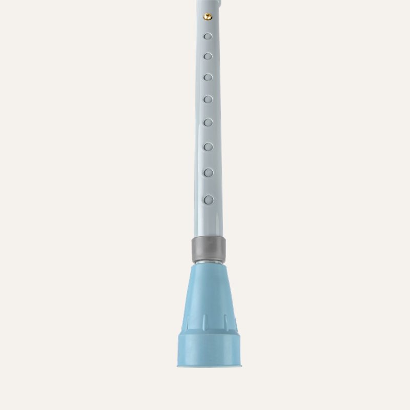 z-Bariatric_Steel_Crutches_10105-10106_brtrc-cructhes_crutch-tip_72dpi_xxzofc