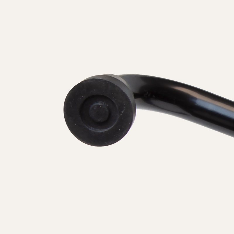 10137_10137_Quad-cane_lg-base_tred_close-up_72dpi_igvwwy